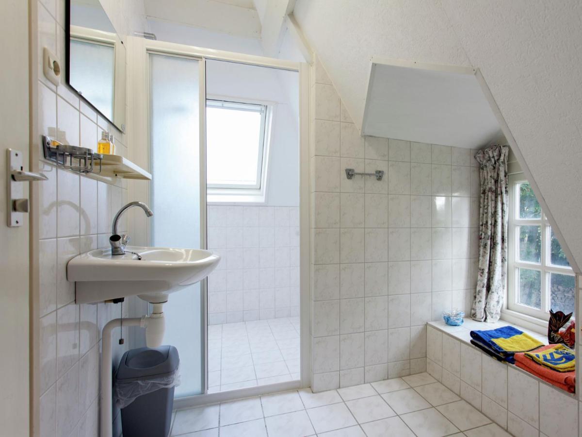 Fairytale Cottage In Nes Friesland With Garden Exteriör bild
